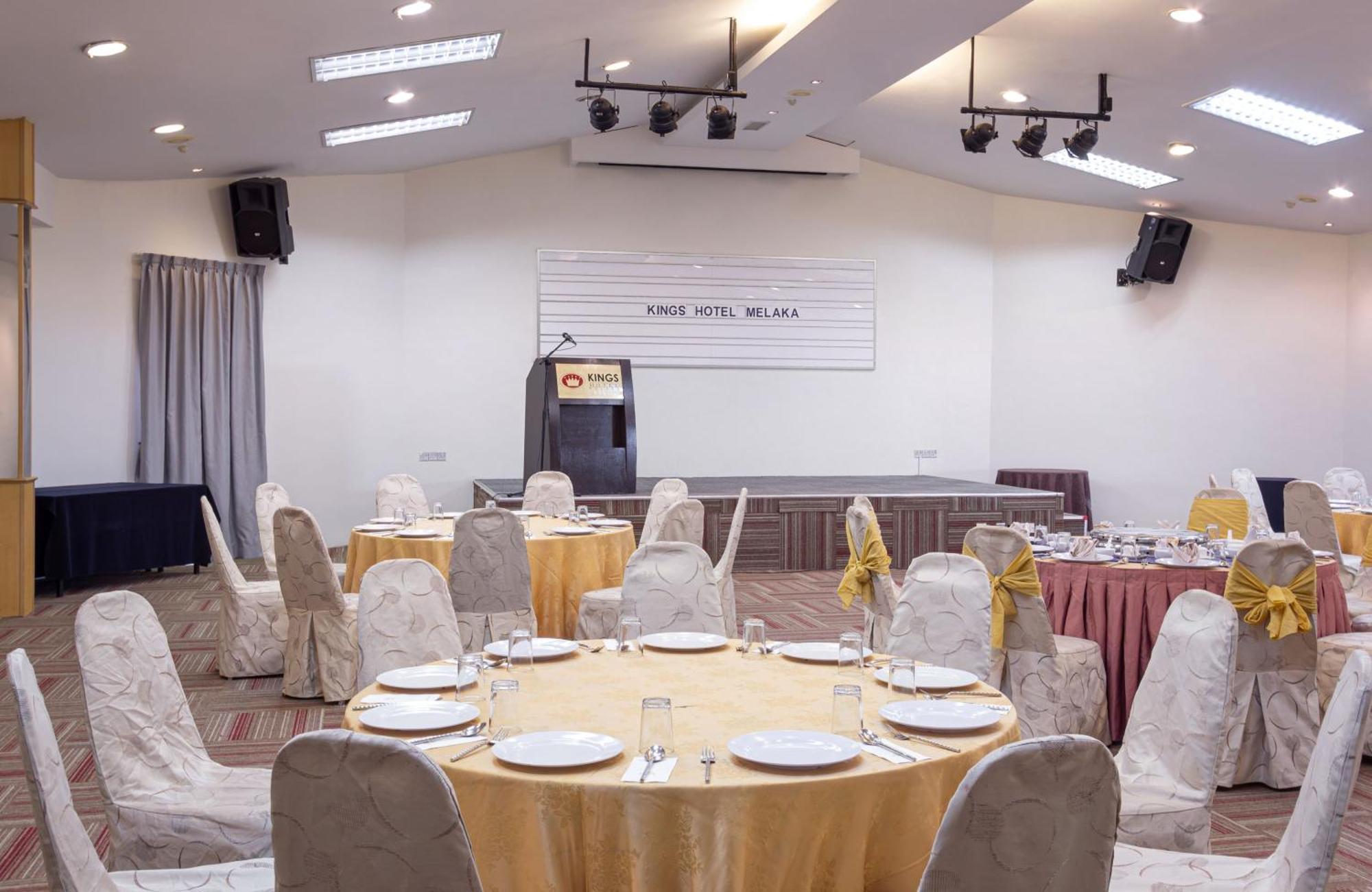 Kings Hotel Melaka Kültér fotó