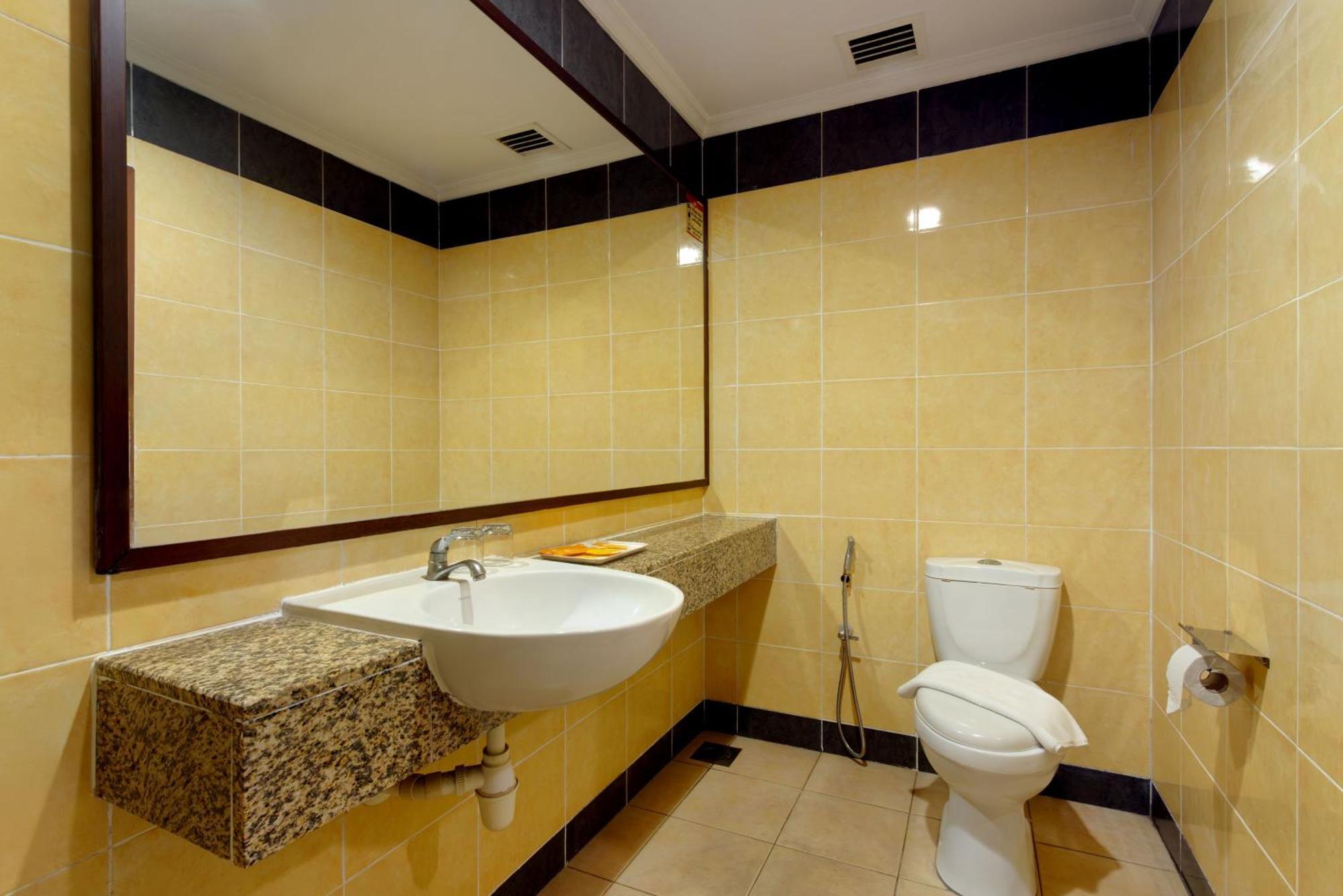 Kings Hotel Melaka Kültér fotó