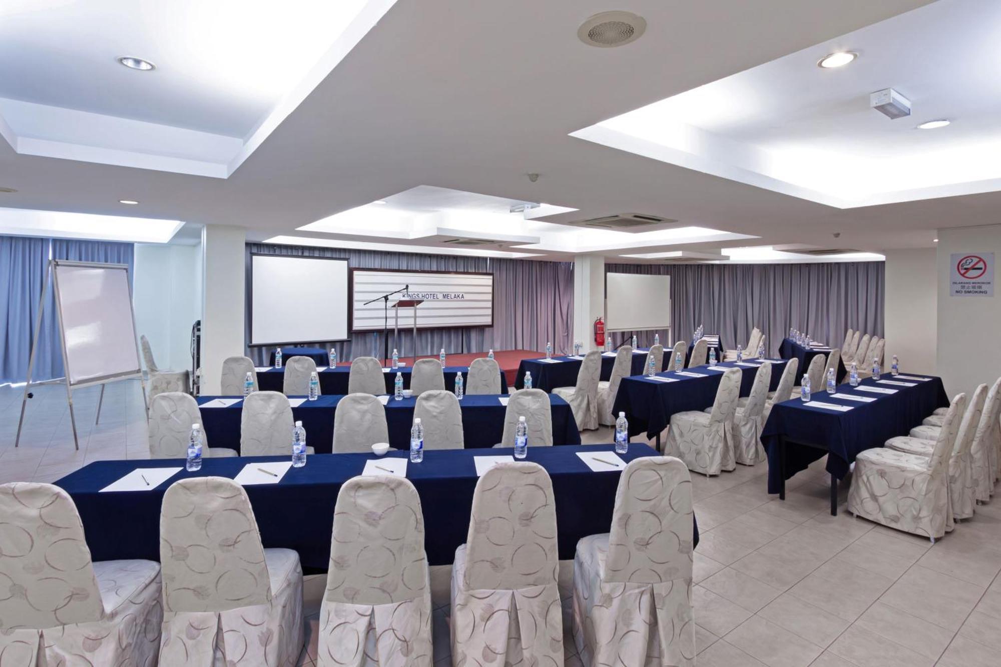 Kings Hotel Melaka Kültér fotó